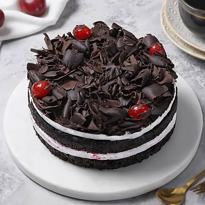 Black Forest eggless cake